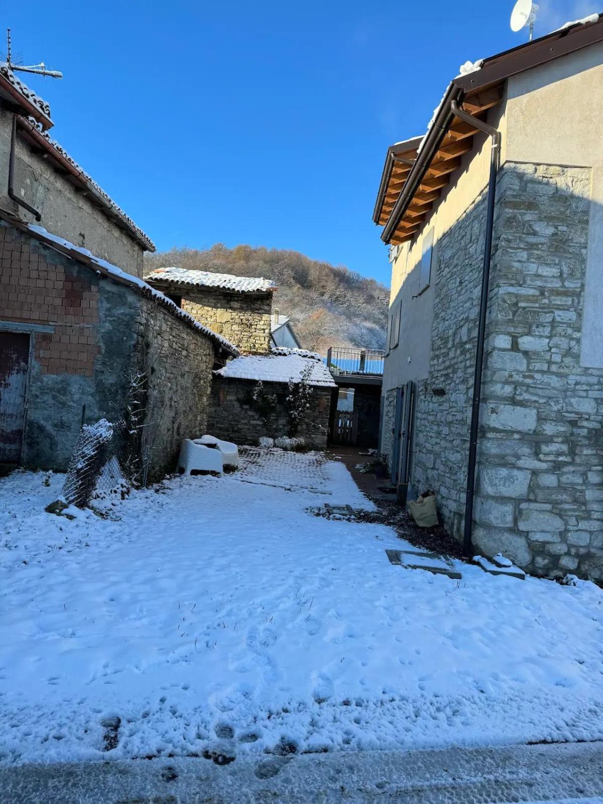 Willa Casa Del Giglio A Cadelmonte Valle  Zewnętrze zdjęcie